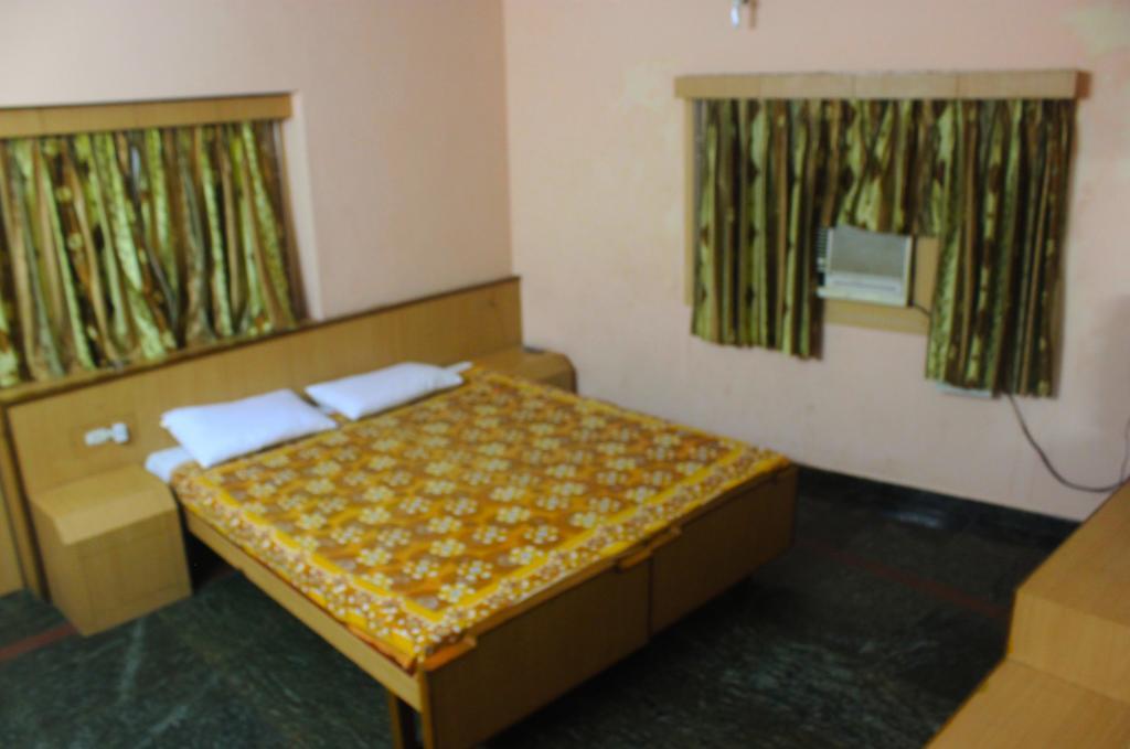 Vinodhara Guest House Mahabalipuram Δωμάτιο φωτογραφία
